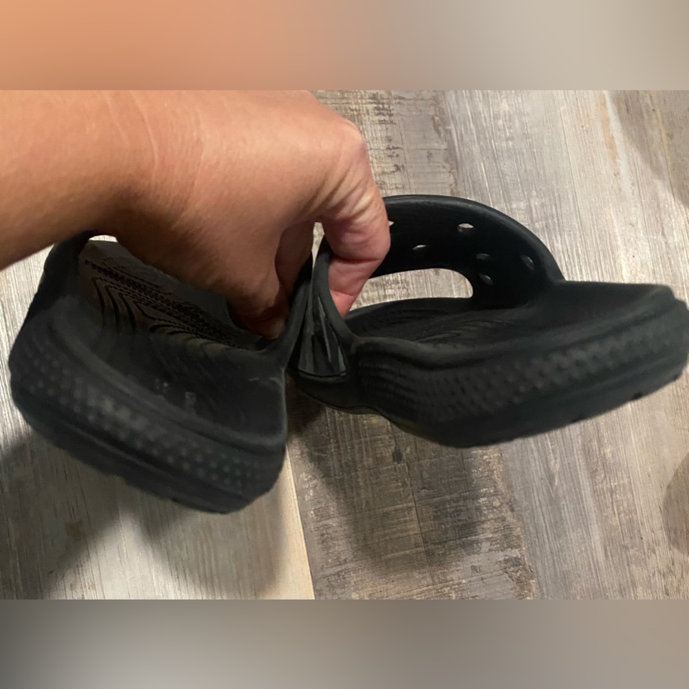 Crocs slides- M6 - Picture 5 of 6